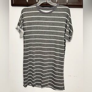 NWT Mud Pie Ladies Grey/White Stripes T-Shirt Dress Size Medium